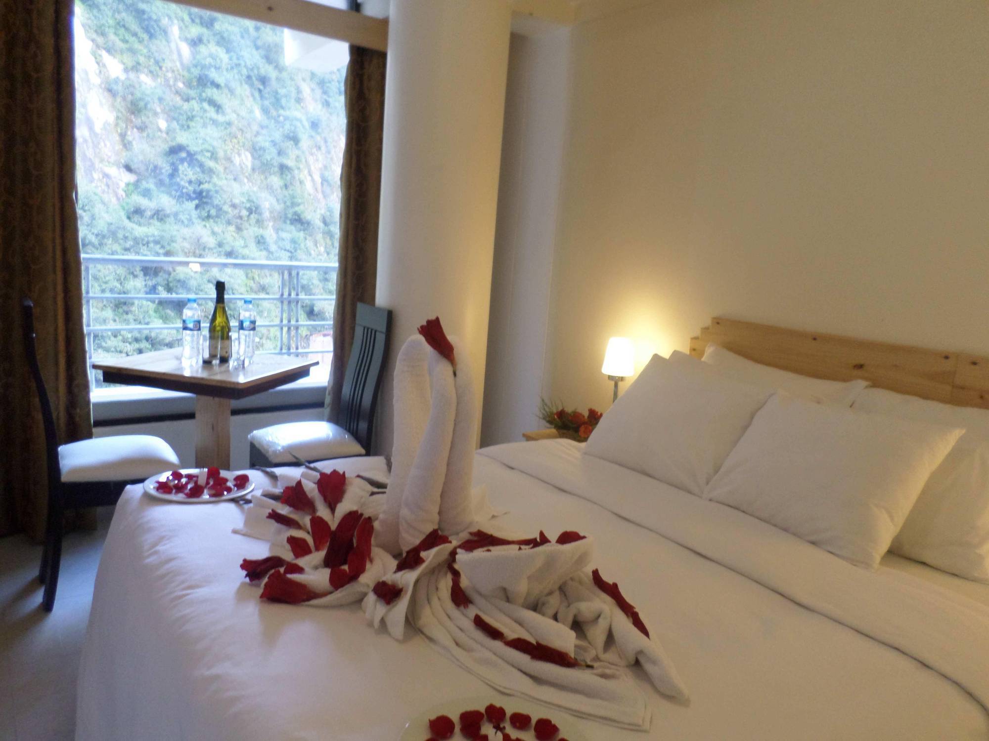 Vista Machu Picchu Hotel Exterior photo